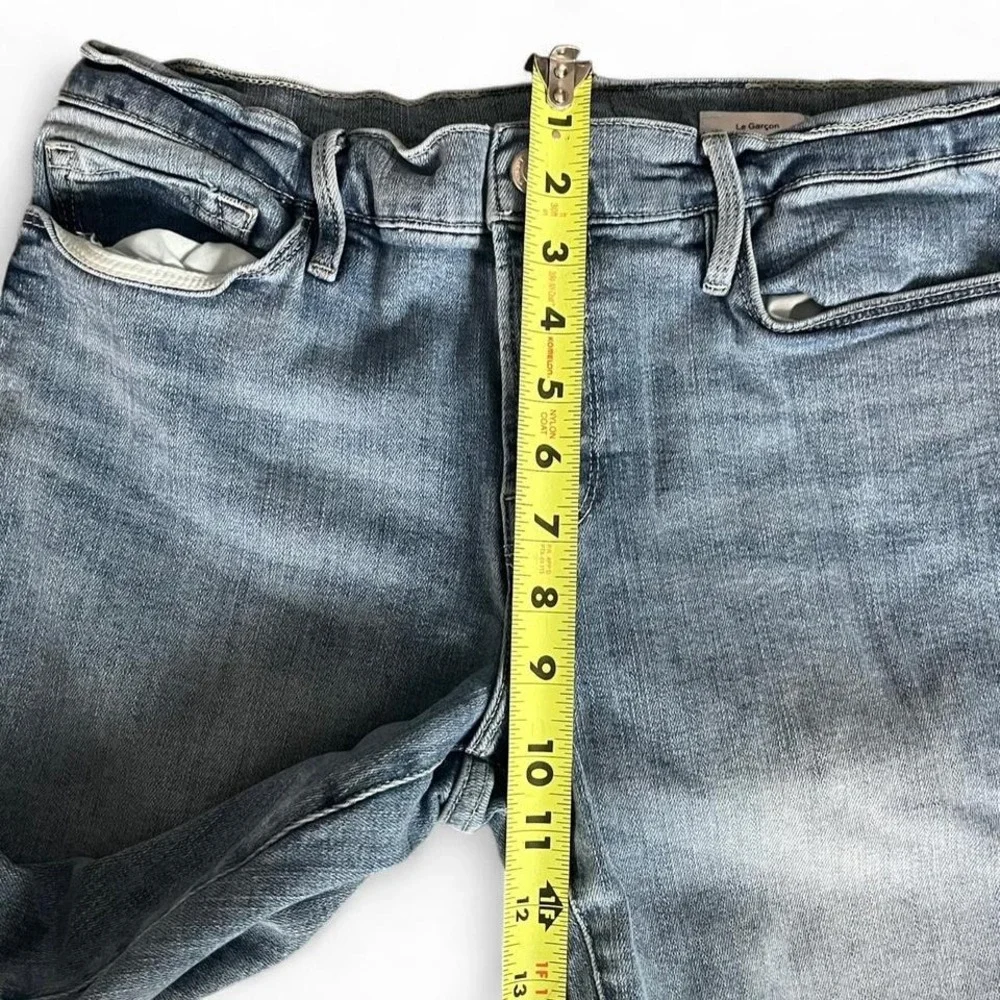 FRAME Le Garçon Jeans 26 Galeston Wash Cropped Model Off Duty Denim